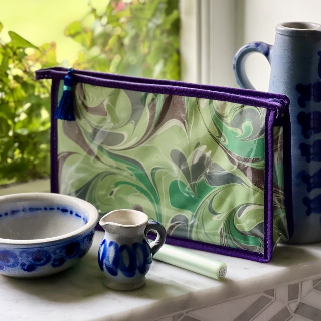 Mint final wash bag